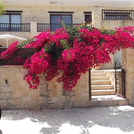 וילה Idyllic 3 Bed With Stunning Views *